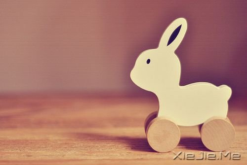 晚安心语:用最多的梦想面对未来 (1)